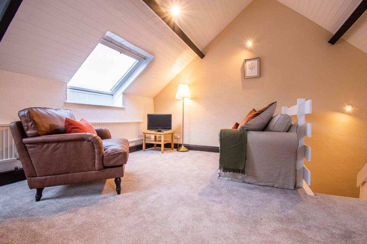 Long Byres Holiday Cottages Brampton  Buitenkant foto