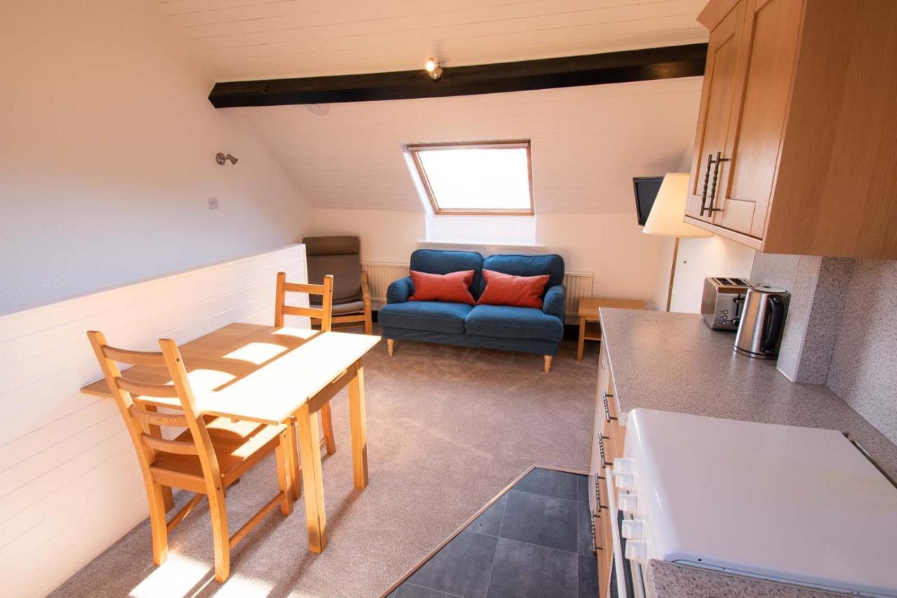 Long Byres Holiday Cottages Brampton  Buitenkant foto