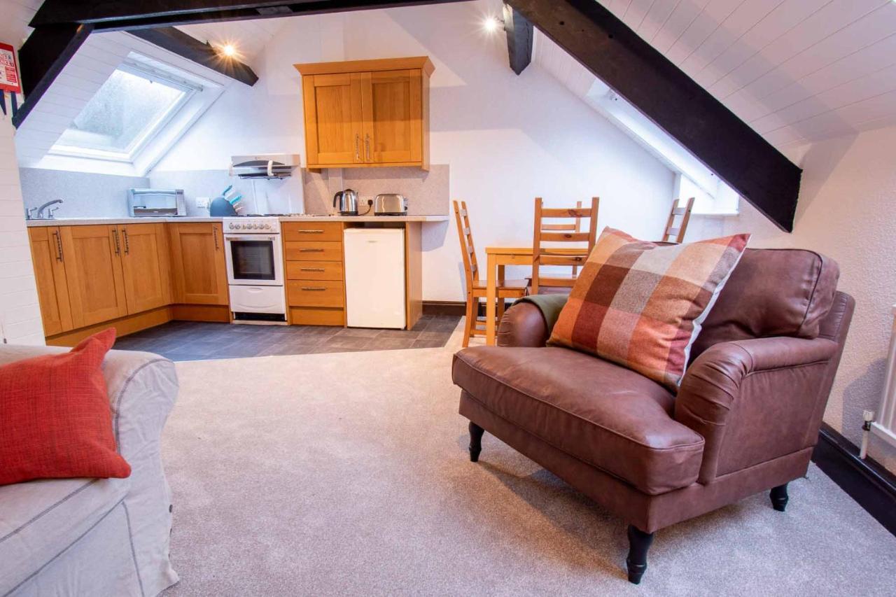 Long Byres Holiday Cottages Brampton  Buitenkant foto